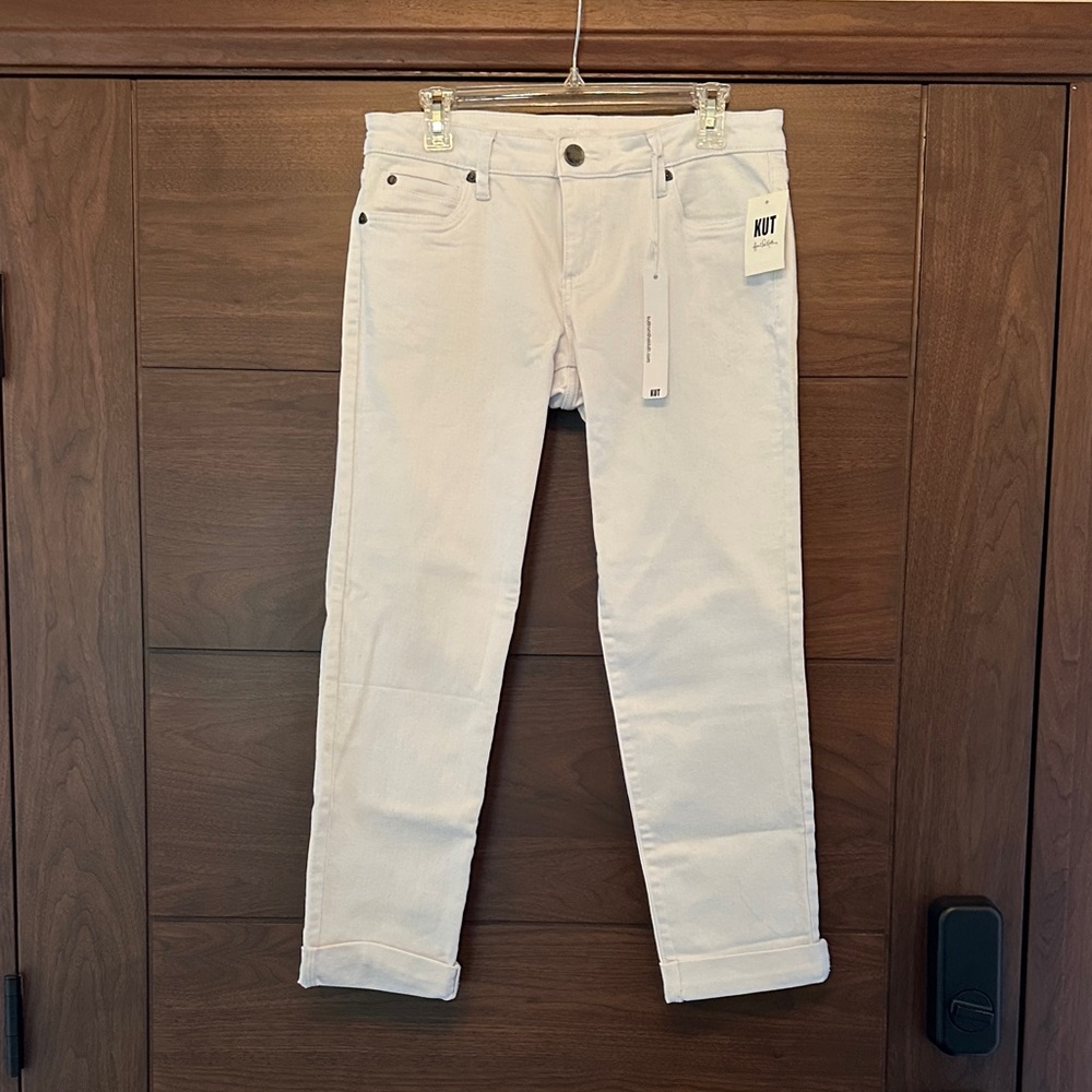 New w/tags. Kut from the Kloth Catherine Boyfriend White Ankle Jeans